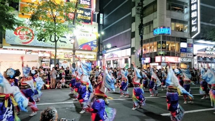 すすきの祭り でyosakoiソーラン見てきていたよ ８月３日 札幌移住 ブログ